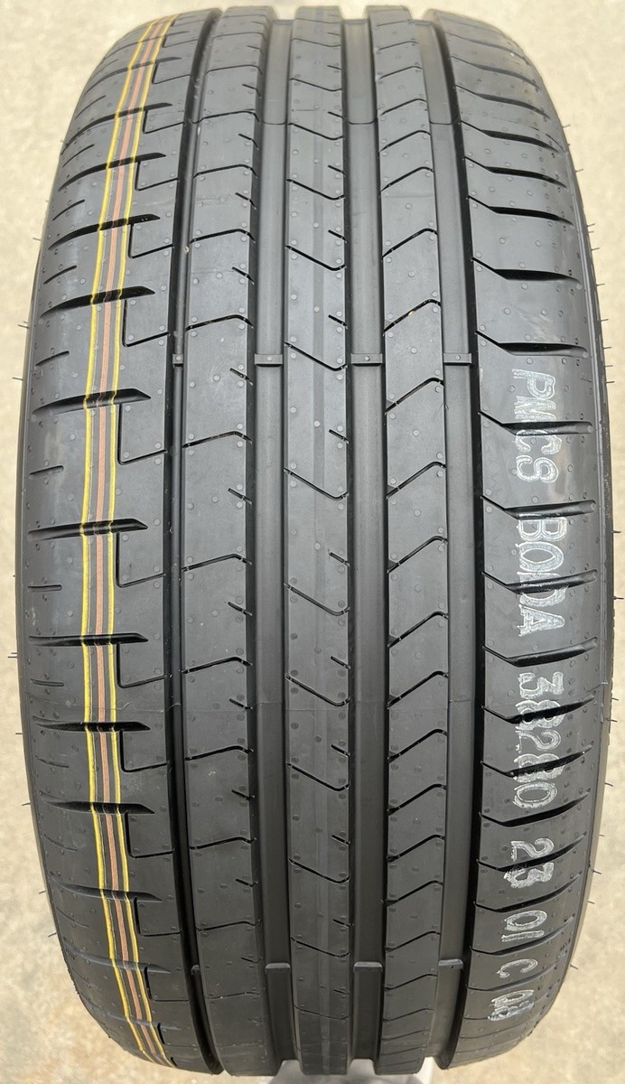 ONE BRAND NEW Pirelli P Zero PZ4 Sport 235/35R20 T1 Tesla