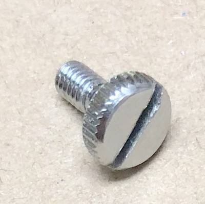 Genuine SINGER Presser Foot Screw 283105 Fits SINGER CXL, XL1, XL10 XL50