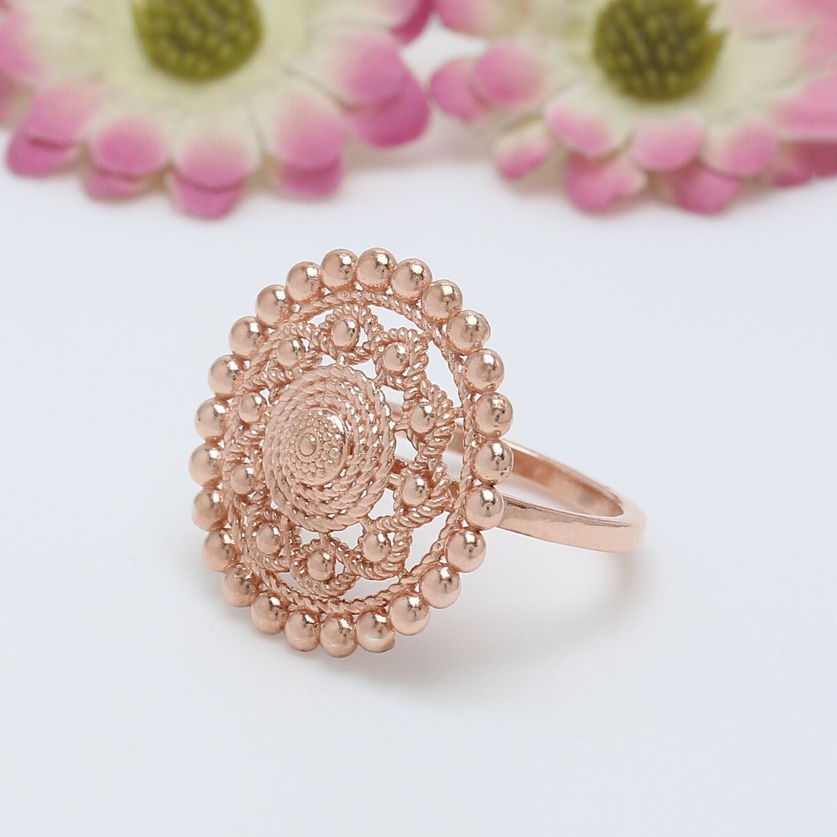 Attractive Gold Umbrella Ring