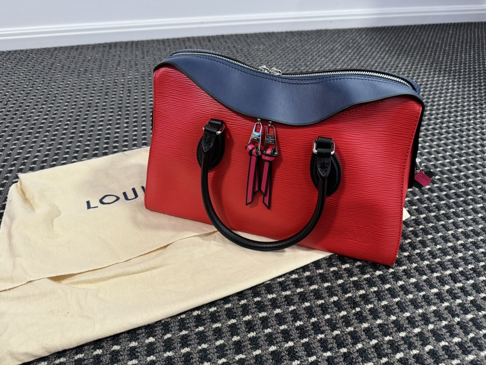 Brand New Louis Vuitton Tuileries Bag RRP $4800 image 10