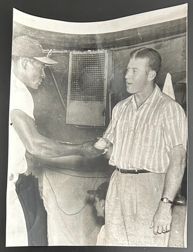 1957 Photo-Yankees Mickey Mantle & Chicago White Sox Minnie Minoso