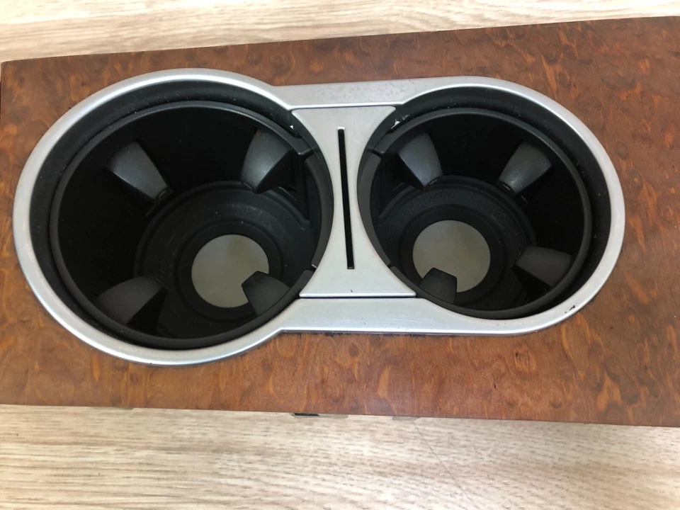 MERCEDES BENZ OEM GL450 ML350 ML500 63 CONSOLA CENTRAL DELANTERA PORTAVASOS Foto 4 de 4