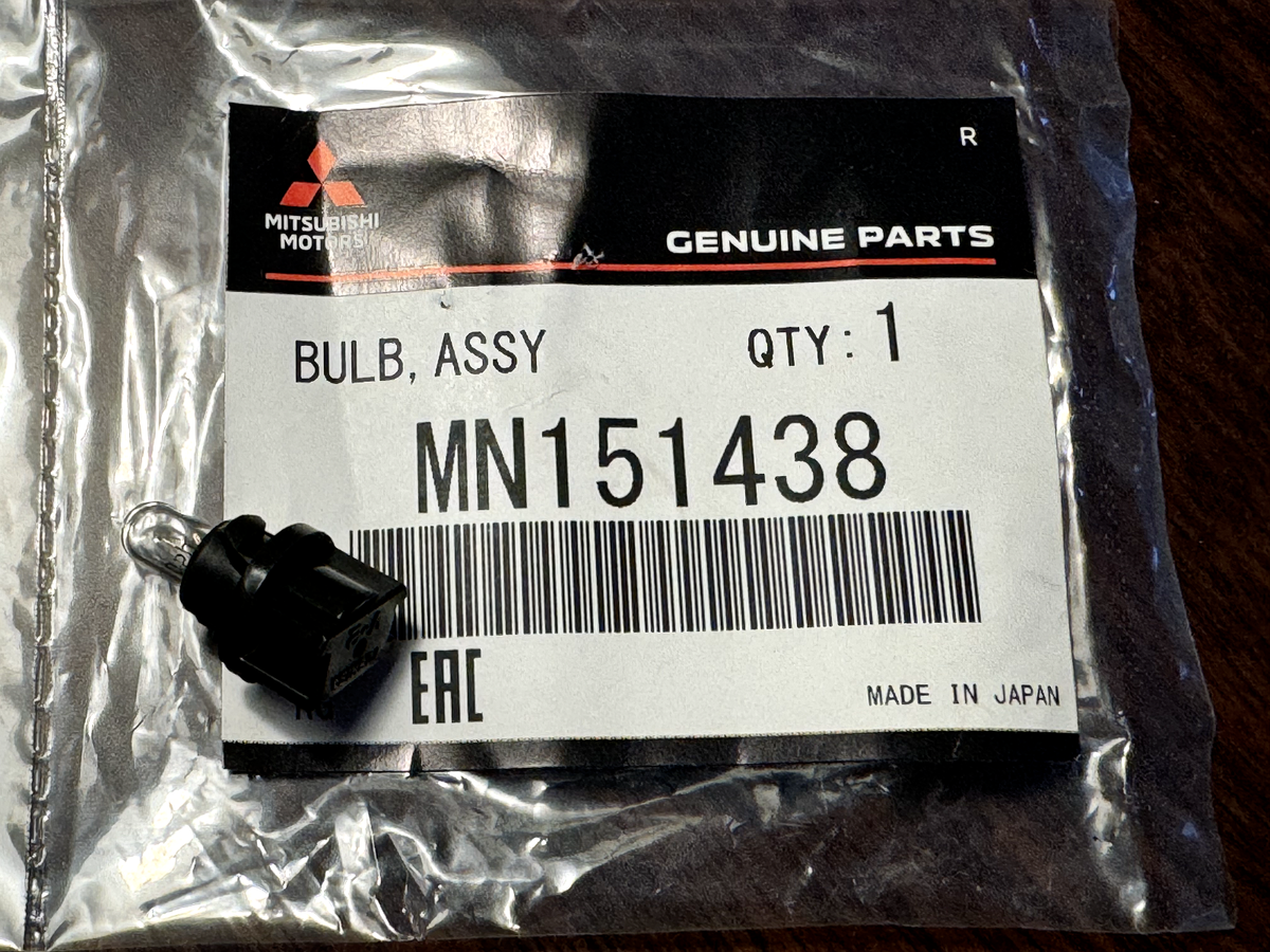 BULB INSTRUMENT PANEL METER OE Mitsubishi MN151438 Toshiba V-2