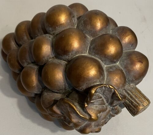 Large Grapes Cluster Brass Bronze Resin Vintage? Centerpiece 11x7 Beautiful MCM