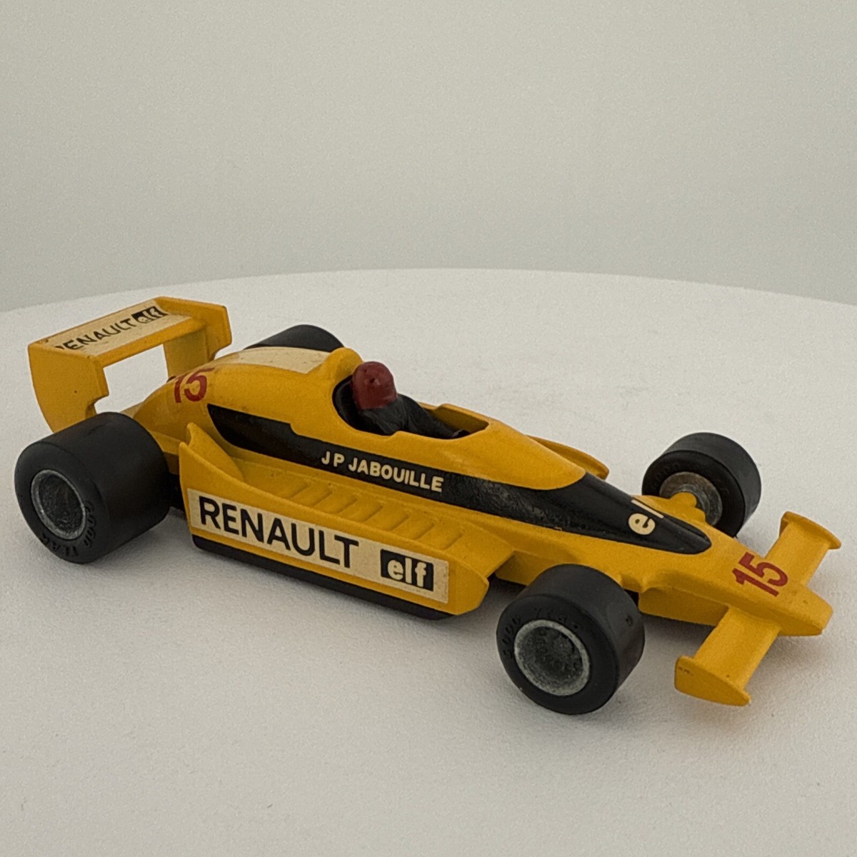 F1 Pilen Renault RS 10 Turbo Mod. 272 elf JP Jabouille 1:43 Scale