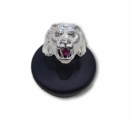 Anelli di lusso in argento con pietra principale zircone