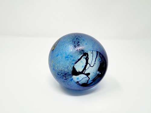 Robert Held Art Glass Blue Iridescent Abstract Swirl Round Orb 2.25” Paperweight - Picture 5 of 6
