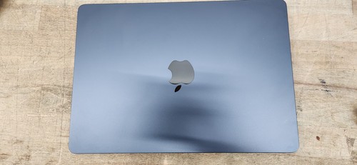 Apple MacBook Air 2022 13,6" M2 8C GPU 8 GB RAM 512 GB SSD A2681 - Imagen 10 de 16
