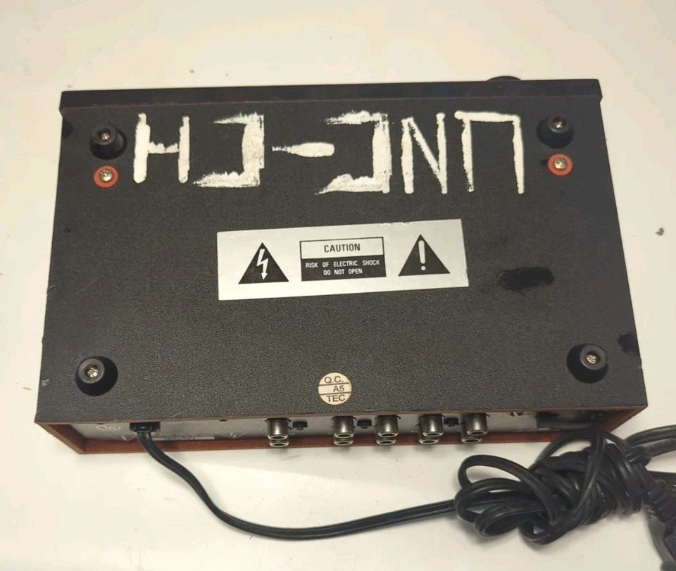 Amplificador Estéreo Integrado Optimus Radio Shack SA-155 Nº 31-1957 Negro Sin Probar Foto 4 de 4