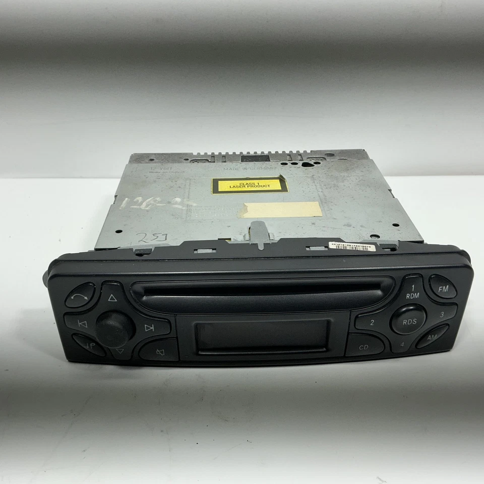 AUTORADIO PER MERCEDES Classe C Berlina W203 A2038201786 611962 (00>04) - Immagine 2 di 4