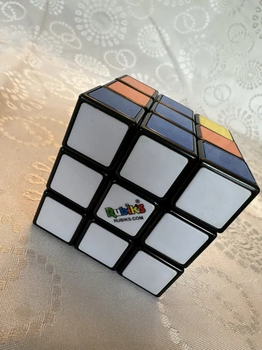 Authentic Rubik’s CUBE 80’s Brain Challenge 