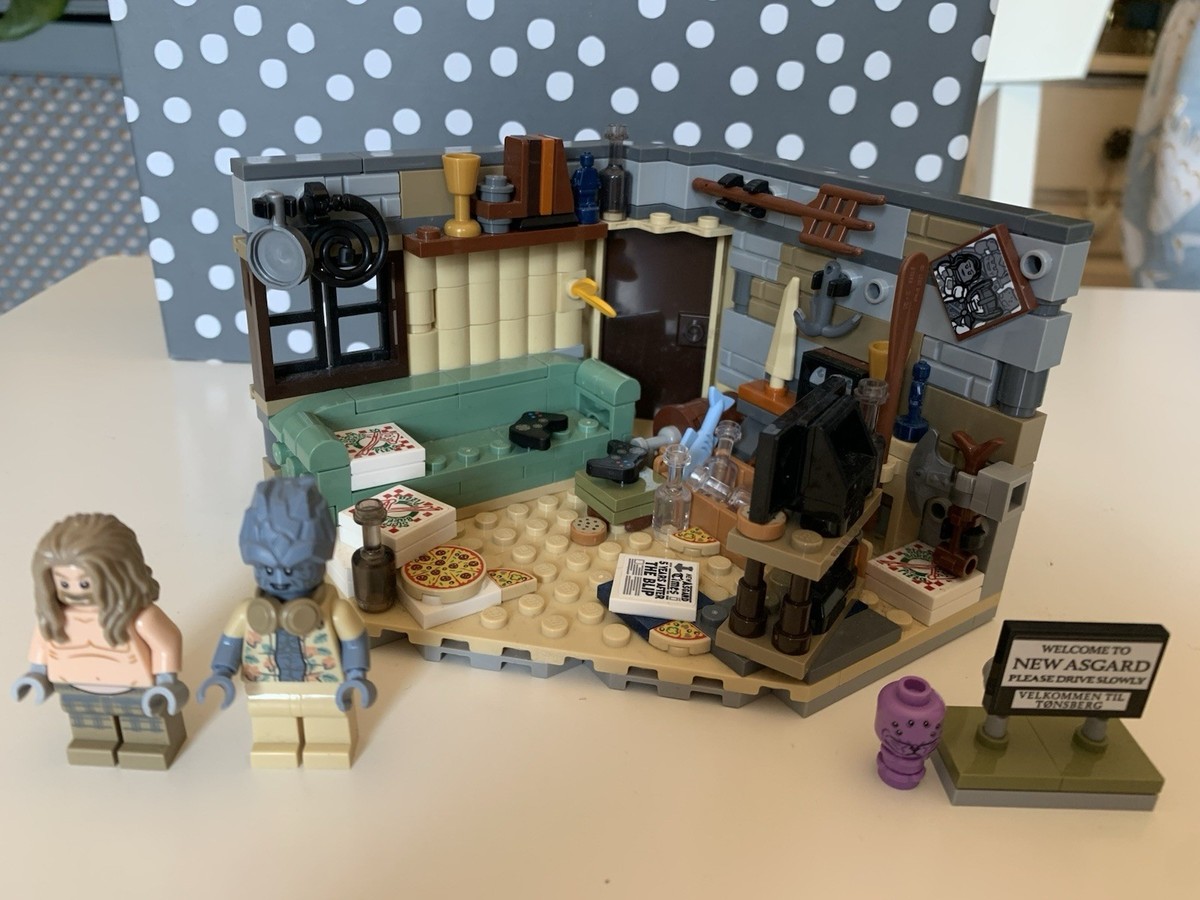 LEGO Marvel Endgame Bro Thor's New Asgard- Set 76200 UK