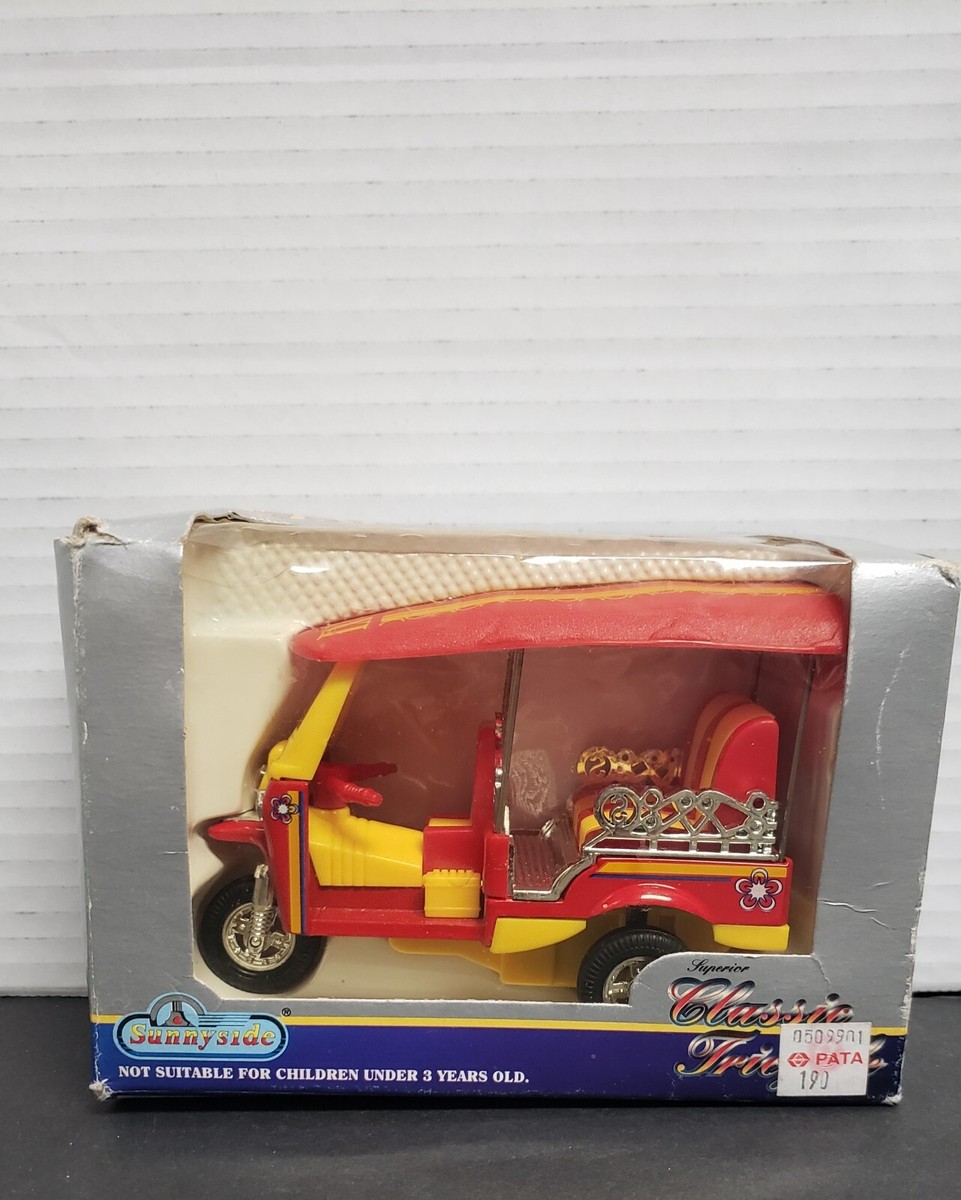 Tricycle 3 wheel model Die Cast Taxi Cx4956 Red Yellow