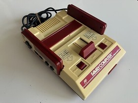 Nintendo Famicom Family Computer Console HVC-001 With SMB1 Game Tested & Working