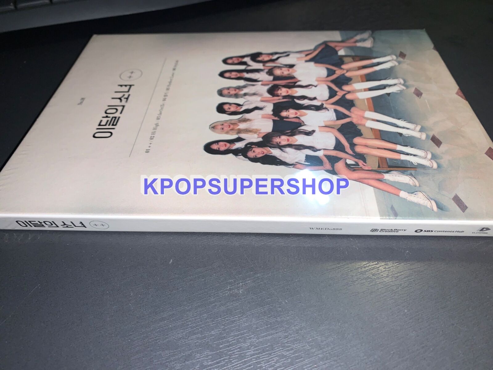 Loona Monthly Girl Limited B Ver (2nd Mini Album) - Cd+digipack+booklet+folded Poster+photocard with Extra Decorative Sticker Set Photocard Set