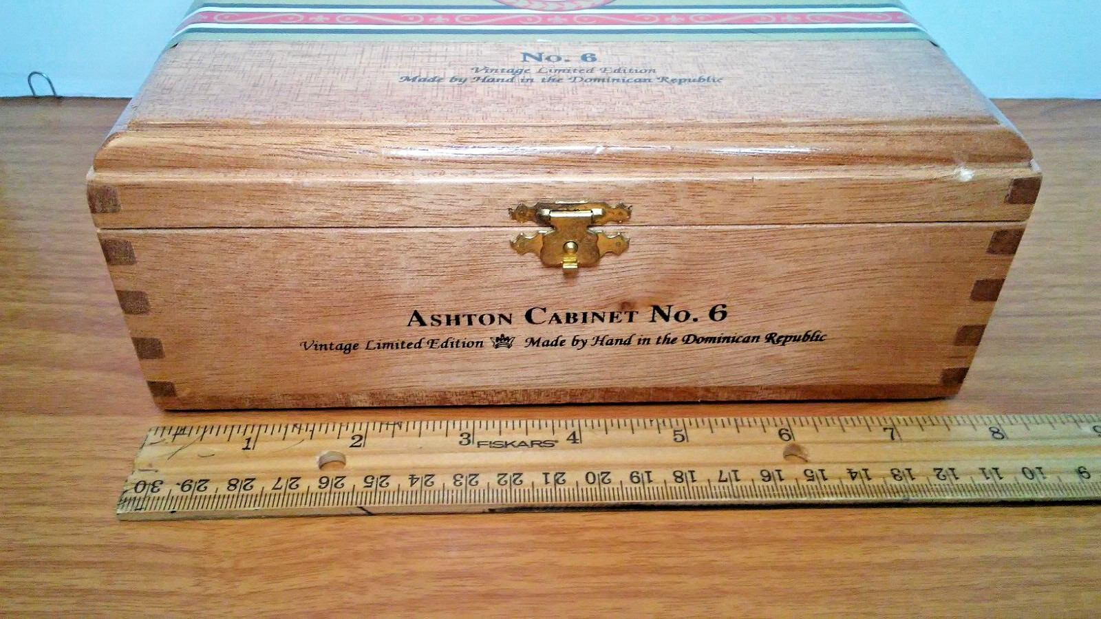Ashton Cabinet No 6 Empty Wood Cigar Box Hand Crafted Dominican