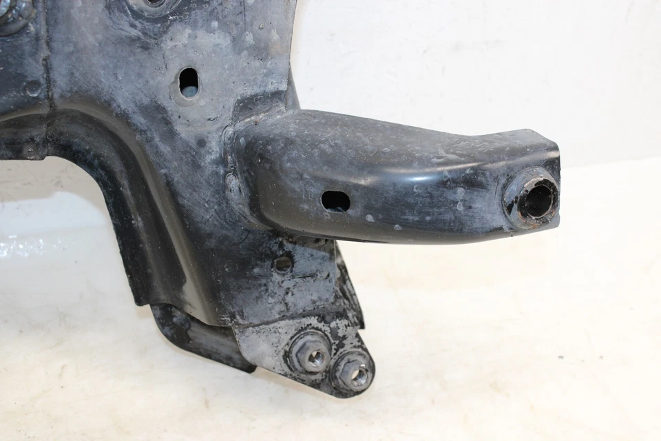 Fiat 500 Abarth 2013-2019 base motor delantero submarco OEM JJ47 Foto 2 de 4