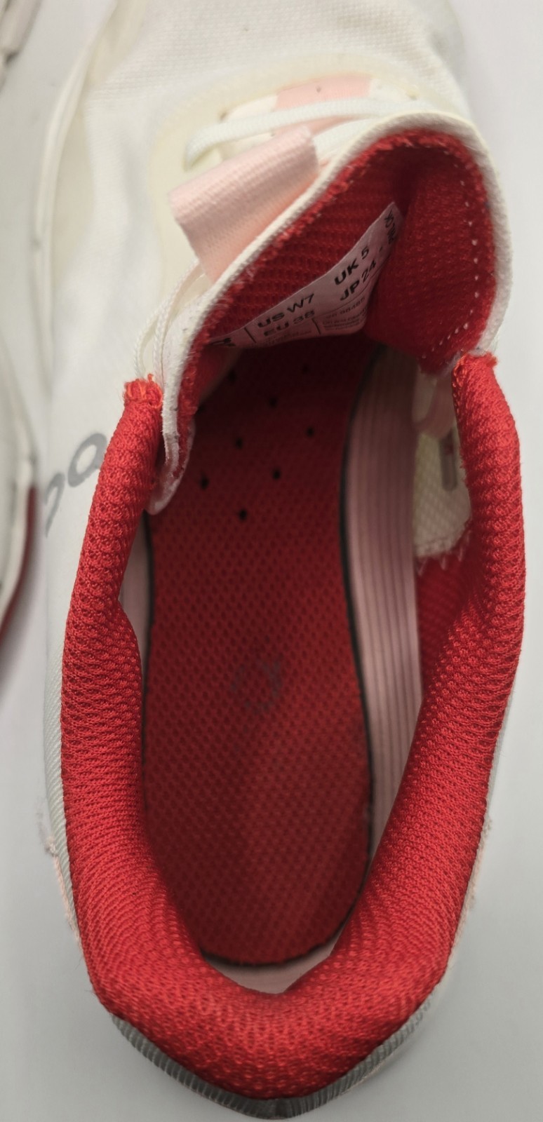 On Running Cloudswift CloudTec Sneakers White Pin… - image 14