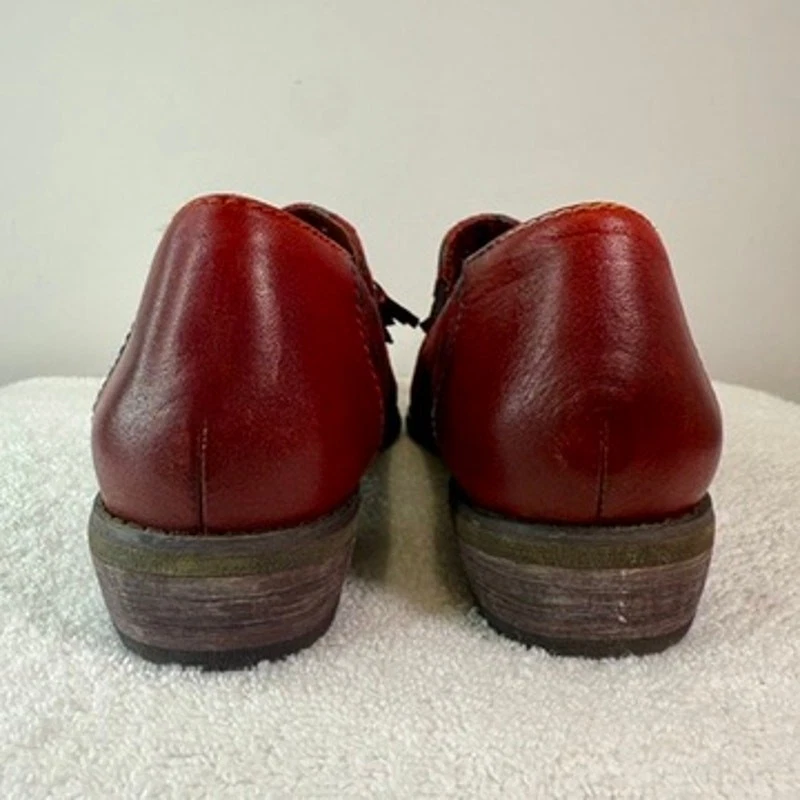 Mocasines Laura Vita Francia Para Mujer Talla US 7.5 Borla Lunares Borgoña Artísticos Foto 4 de 4