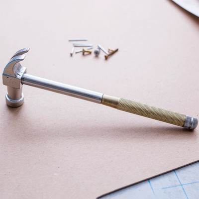 Kikkerland CD111 Praktischer Hammer