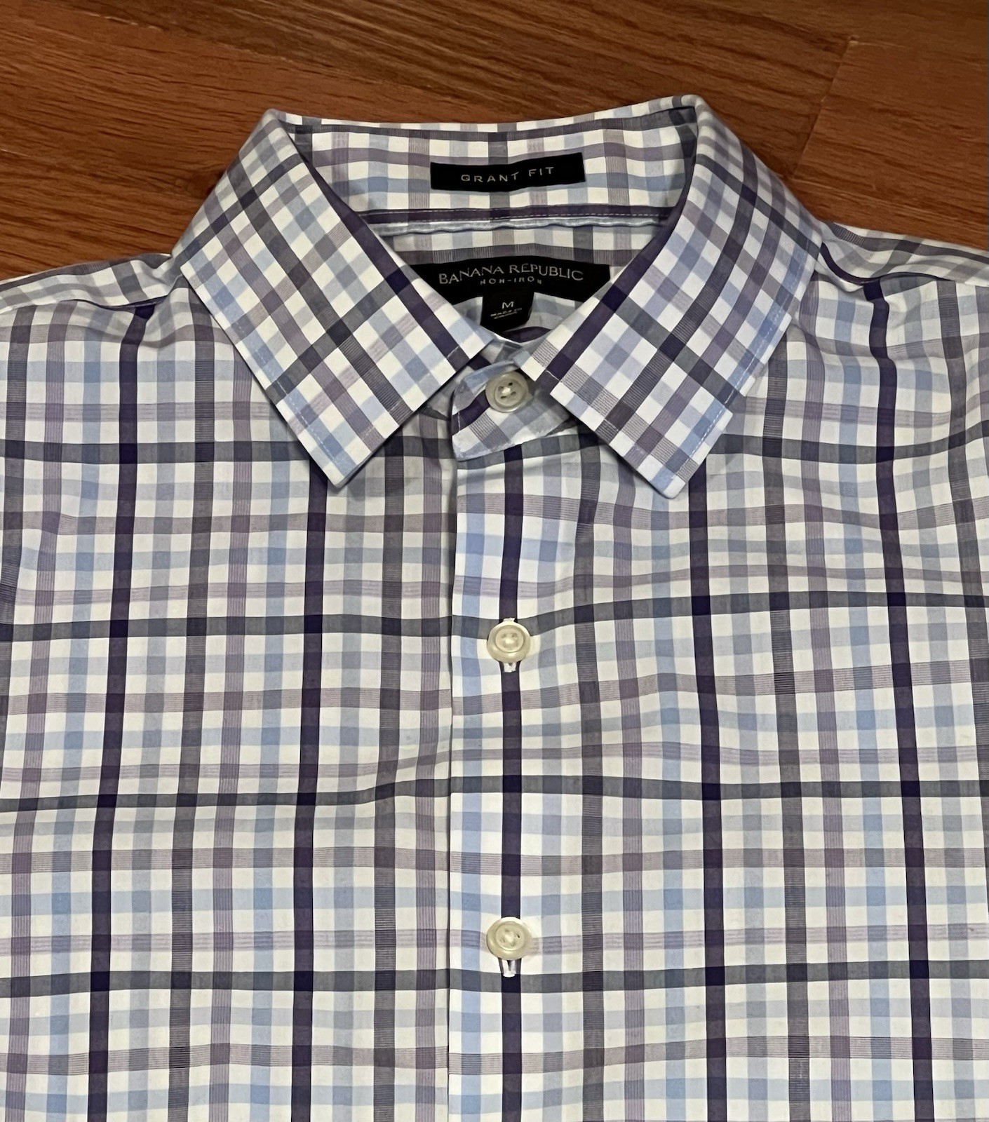 Banana Republic Grant Fit Button Mens Shirt Light Blue & Purple Plaid Non Iron M