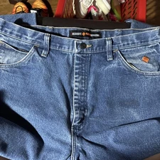 Wrangler Relaxed Fit Flame Resistant Jeans 38x36