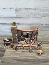 Peter Fagan PENNYWHISTLE LANE The ATTIC  1993 Enesco Includes Figurines