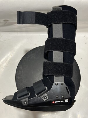 Breg SoftGait Walker Boot Size M Black 11'' Long 4.5'' Wide 18 Tall