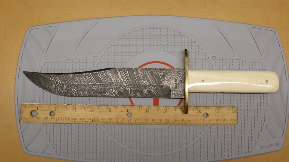 Cubiertos Bear & Son EE. UU. 9"" Damasco 14,3"" OAL Bowie liso con hueso cuero talla Foto 3 de 4