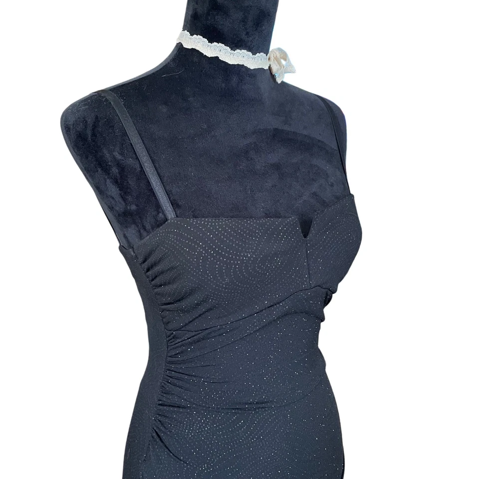 vestido triángulos ciudad negro vintage Foto 4 de 4