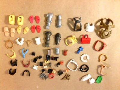 PLAYMOBIL KONVOLUT / SCHUHE, BÄRTE, SCHULRANZEN, KRAGENZUBEHÖR... 2 / SEHR GUTER ZUSTAND