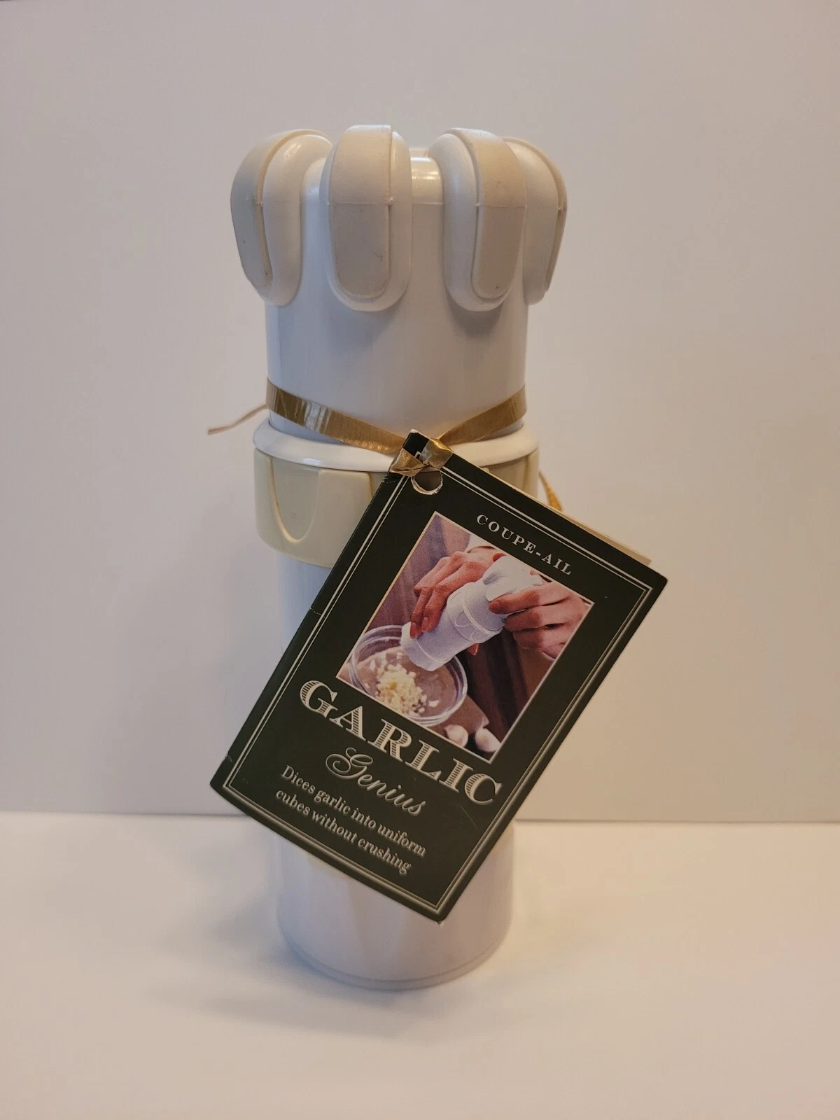 Williams Sonoma Garlic Genius
Opens in a new window or tab
