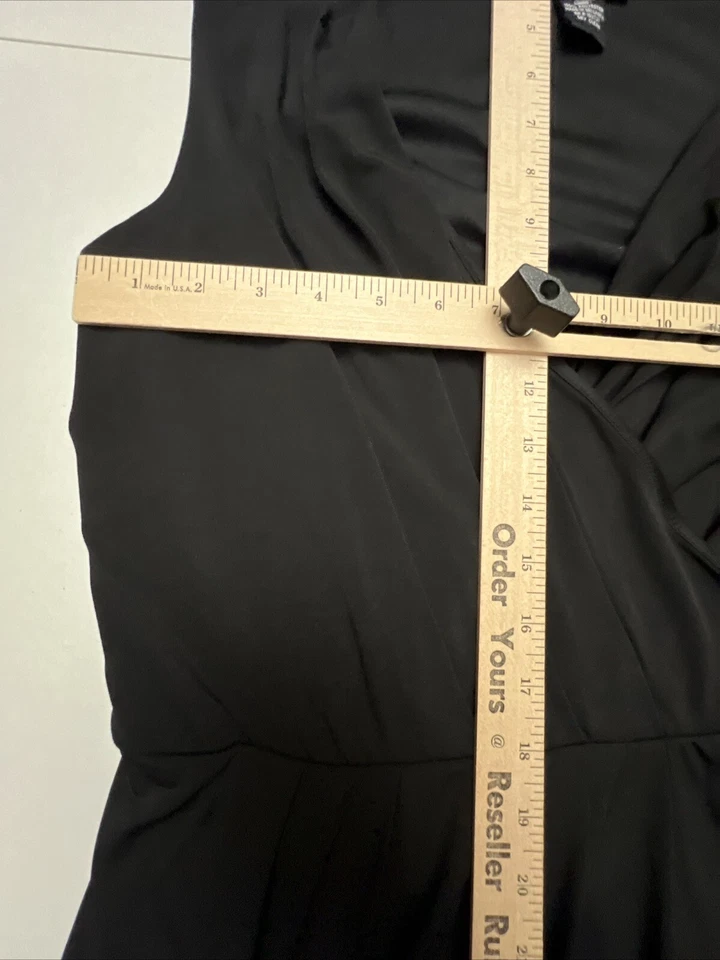 Vestido Donna Morgan para mujer 10 imitación envolvente midi sin mangas plisado acampanado nuevo con etiquetas Foto 4 de 4