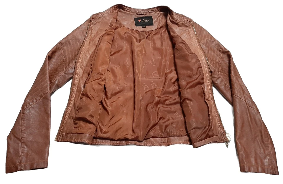 Chaqueta de Moto Guess Talla L Cuero Vegano Envejecida Cremallera Completa Cremallera Frontal Pkts Marrón Foto 2 de 4