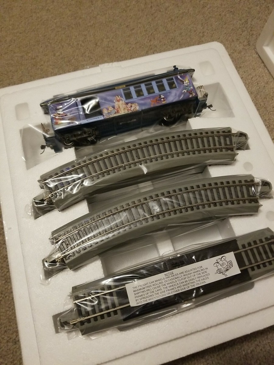 BACHMANN TRAIN HAWTHORNE VILLAGE MAGIC of DISNEY COMBINE CAR TRACK NEW  W/COA