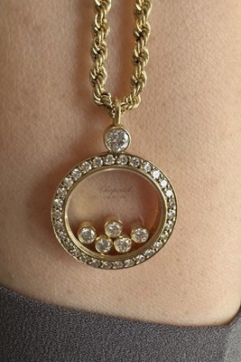 Chopard 18K Yellow Gold Happy Floating Diamonds Circle Pendant  And Necklace