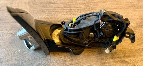 2020 X3M passanger side mirror housing