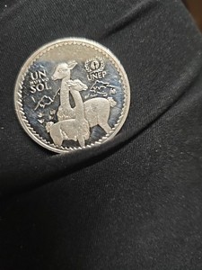 1994 Un Nueva Sol Banco Del PERU. 999 Silver . Rare ONLY 10k Made