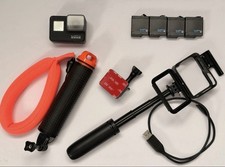 Go pro hero 7 black with 4 batteries + accessories