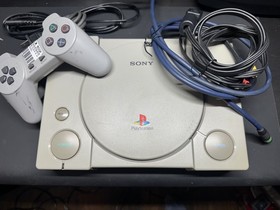 PlayStation 1 PS1 + XStation Installed + 1 controller + Cables