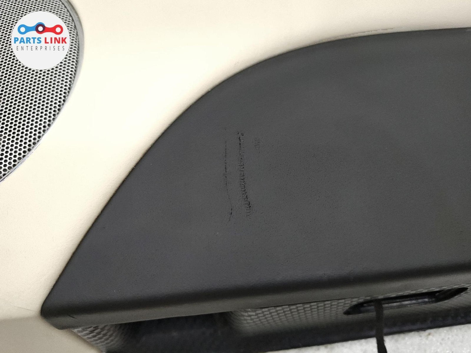 Bentley Bentayga Speed 2017-2020 Front Right Side trim panel