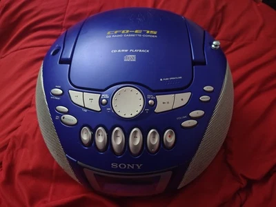 Sony CFD-E75 CD Radio Cassette-Corder Blue AS-IS -- Power Issues PLEASE READ - Image 1 of 4