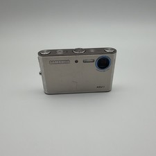 Samsung NV3 7.2mp Digital Camera No Charger Silver Untested