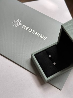 Neoshine Laboratory grown diamond Stud Earrings Silver New in box