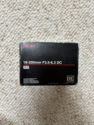 Sigma 18-200mm F3.5-6.3 DC Zoom-Universal-Objektiv mit OVP