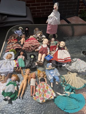 Lot Of 18 Antique Vintage Dolls Made In Hong Kong And Usa And China