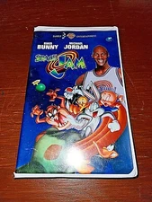 Space Jam (VHS, 1997, Clam Shell) Looney Tunes Bugs Bunny Michael Jordan