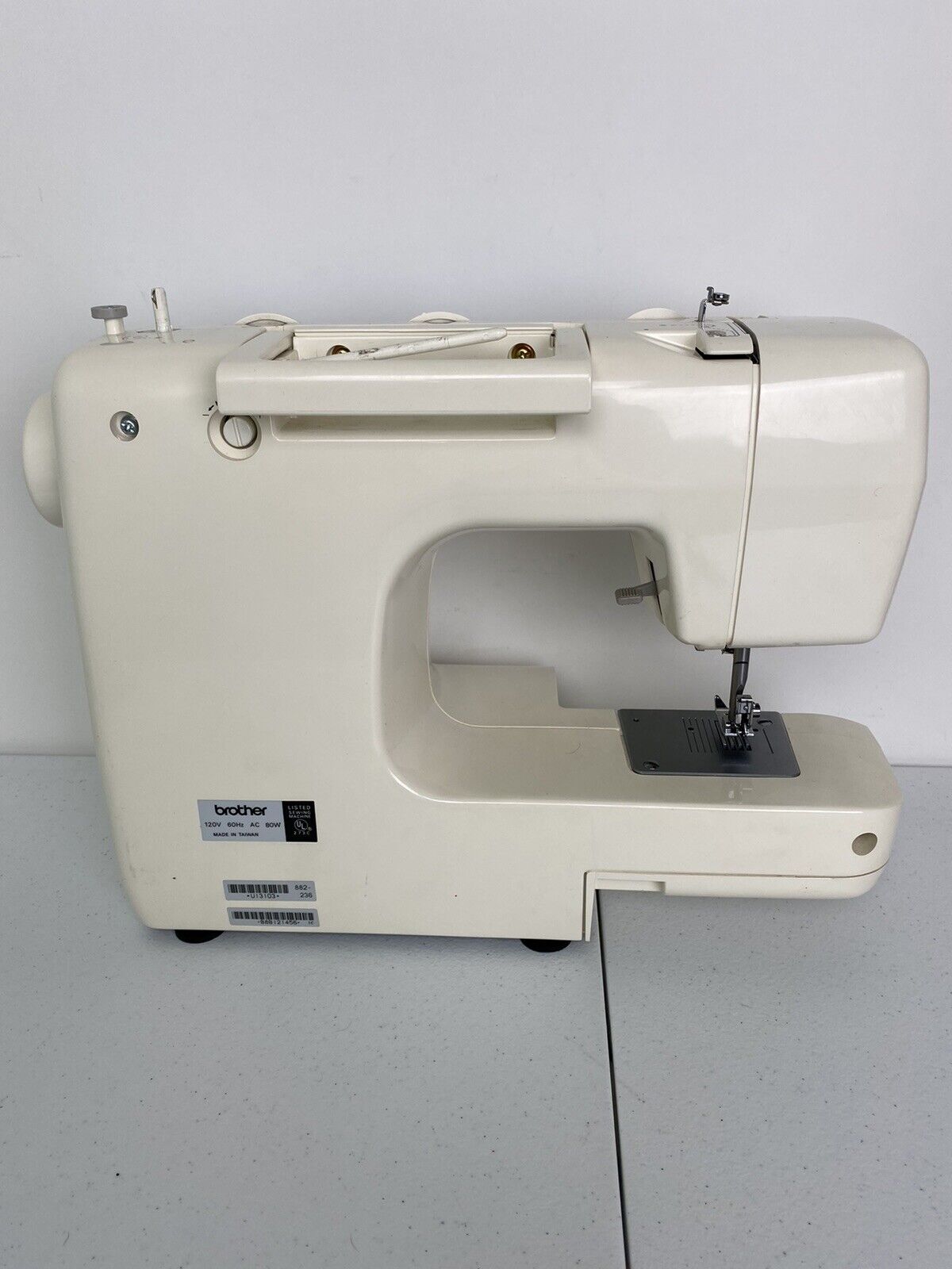 BROTHER XL-3100 Sewing Machine In Box With Pedal And Manual W/ Extras ...