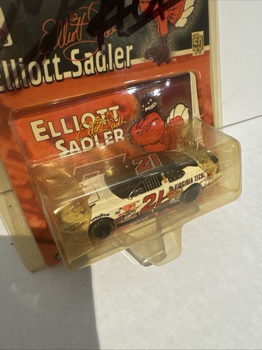 Virginia Tech Hokies NASCAR 2000 Ford 1:64 Elliott Sadler #21 White Citgo SIGNED - Picture 2 of 7
