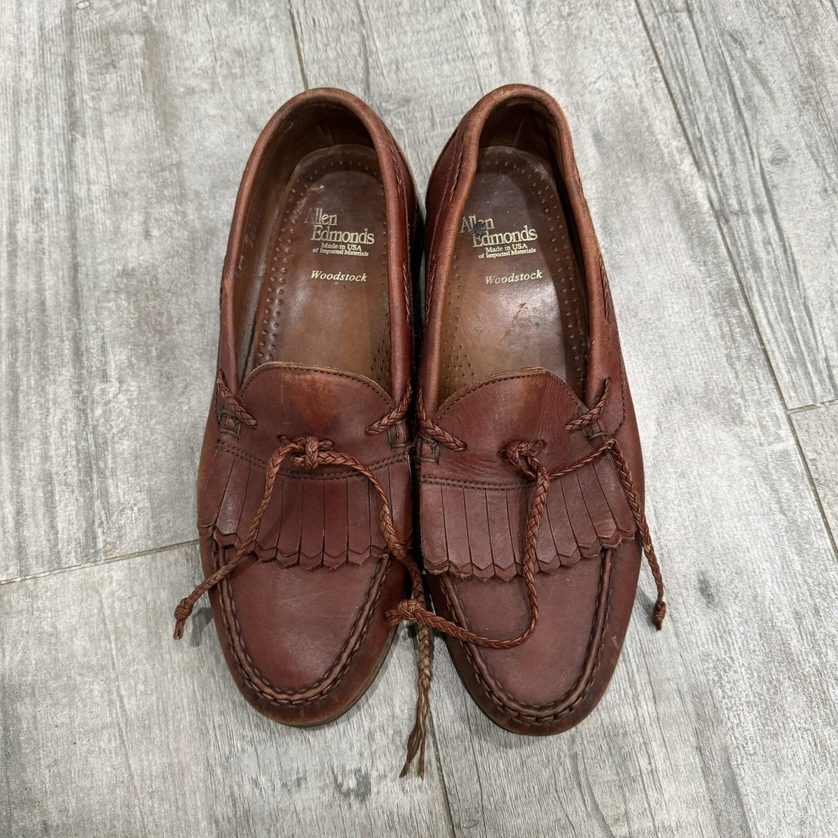Allen Edmonds Woodstock Loafer Tassel Black Brown Leather  display picture 2